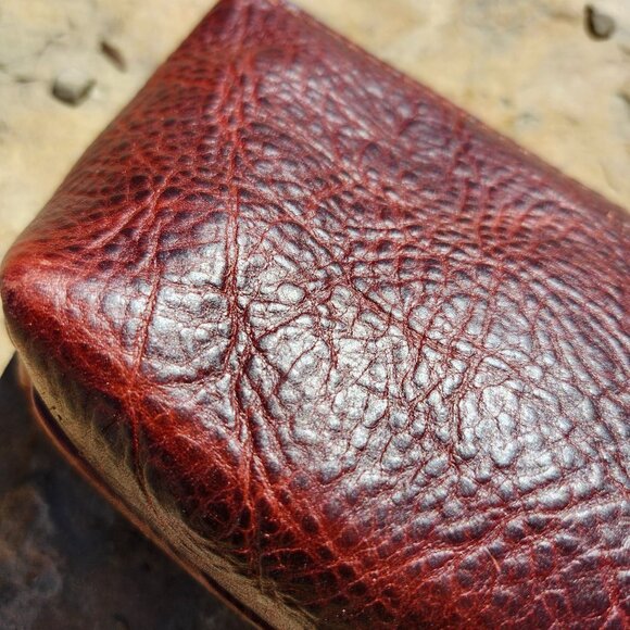 Portland Leather Utility Bag Cinnamon Bear Brown/Red Pebbled Leather Gold Zipper - Picture 4 of 10